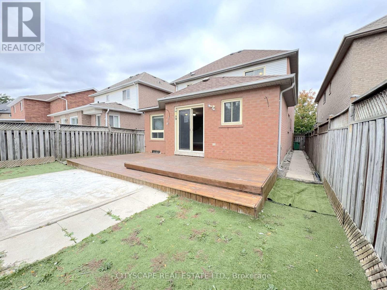 8 Safari Court, Brampton (Snelgrove), Ontario  L7A 1G8 - Photo 45 - W14015730