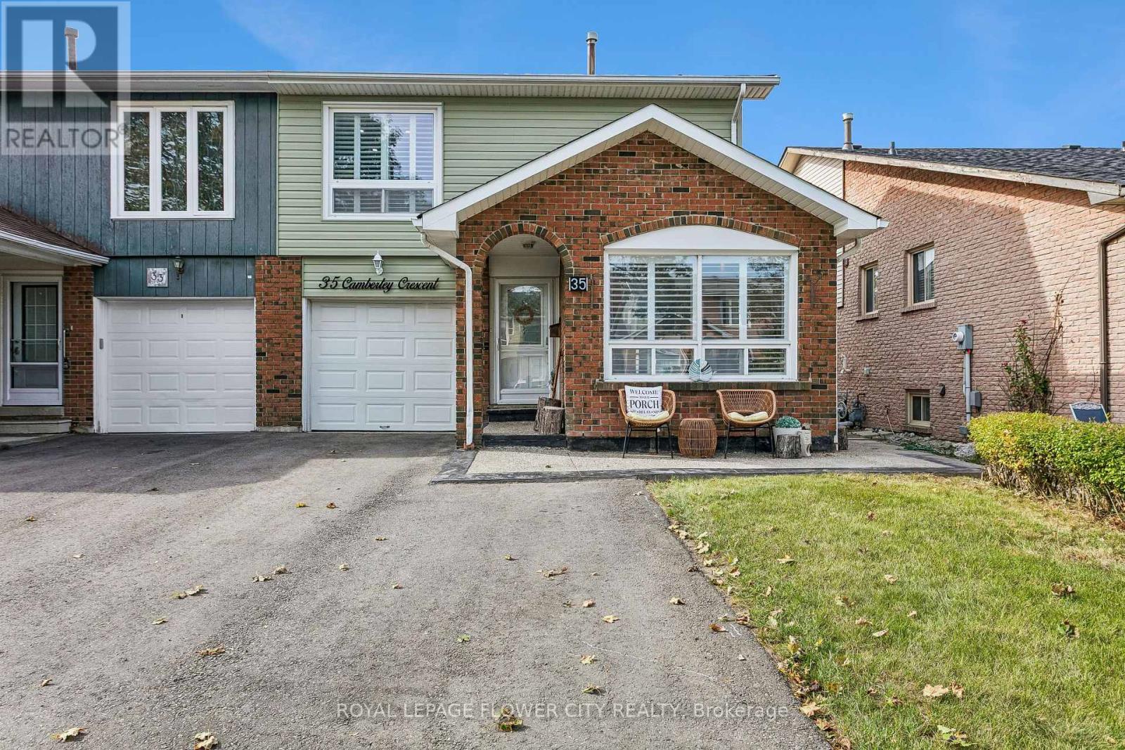 35 CAMBERLEY CRESCENT, Brampton, Ontario
