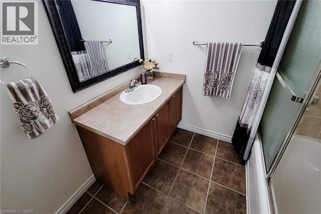 41 Vennio Lane, Hamilton, Ontario  L9B 2Y6 - Photo 36 - 40870753