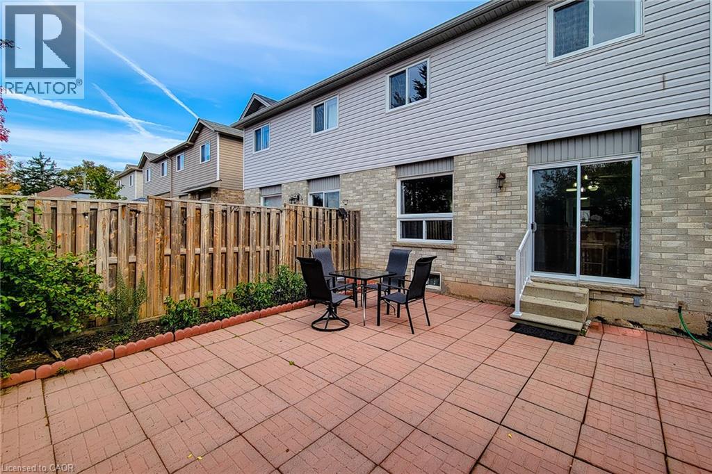 41 Vennio Lane, Hamilton, Ontario  L9B 2Y6 - Photo 46 - 40870753