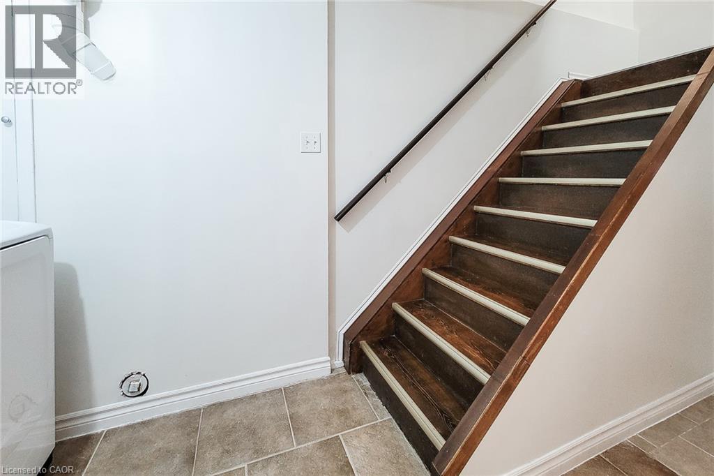 41 Vennio Lane, Hamilton, Ontario  L9B 2Y6 - Photo 40 - 40870753