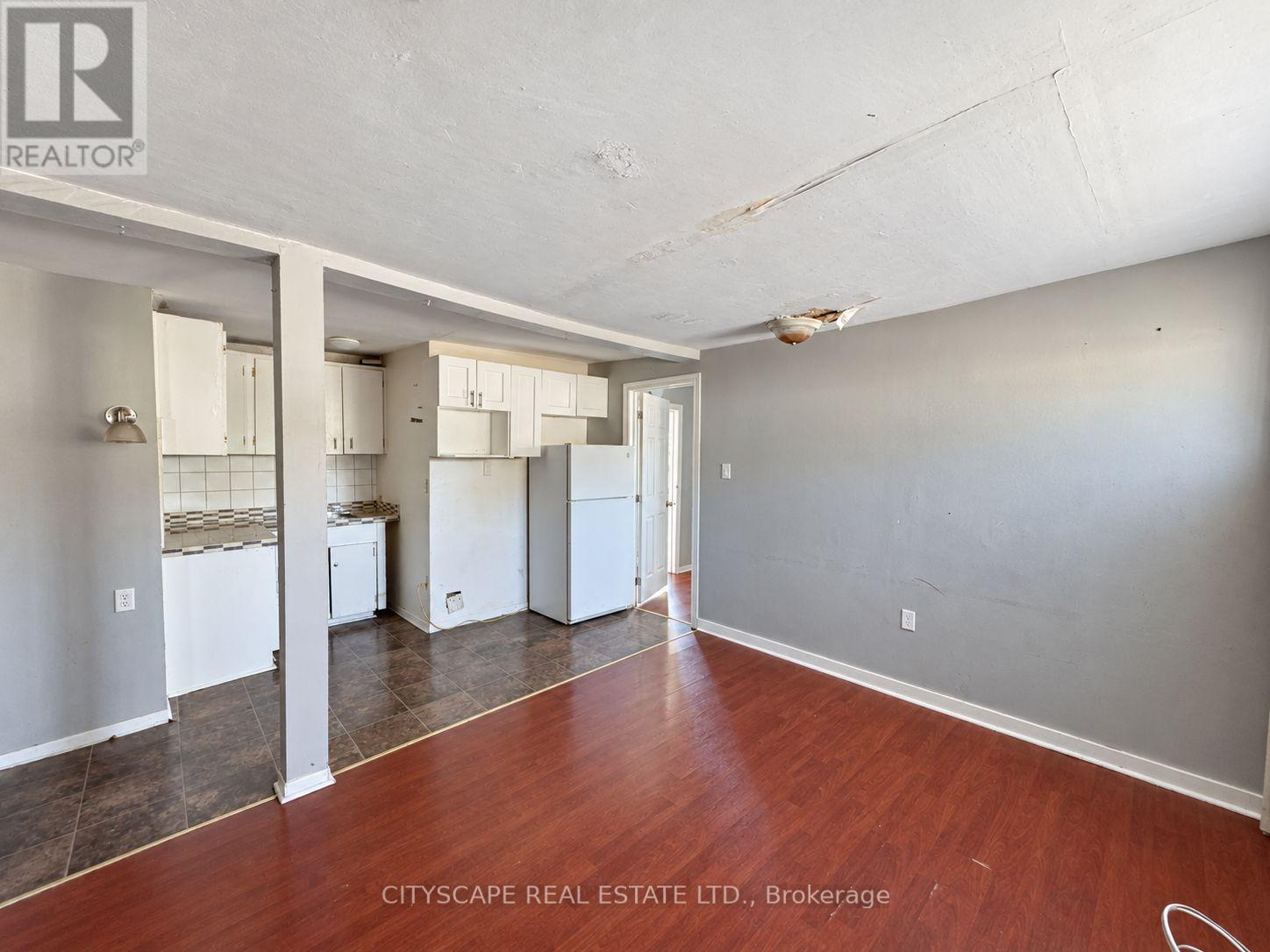198 Tragina Avenue N, Hamilton (Homeside), Ontario  L8H 5C8 - Photo 13 - X14016024