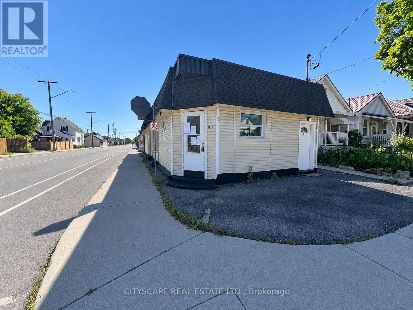 198 Tragina Avenue N, Hamilton (Homeside), Ontario  L8H 5C8 - Photo 4 - X14016024