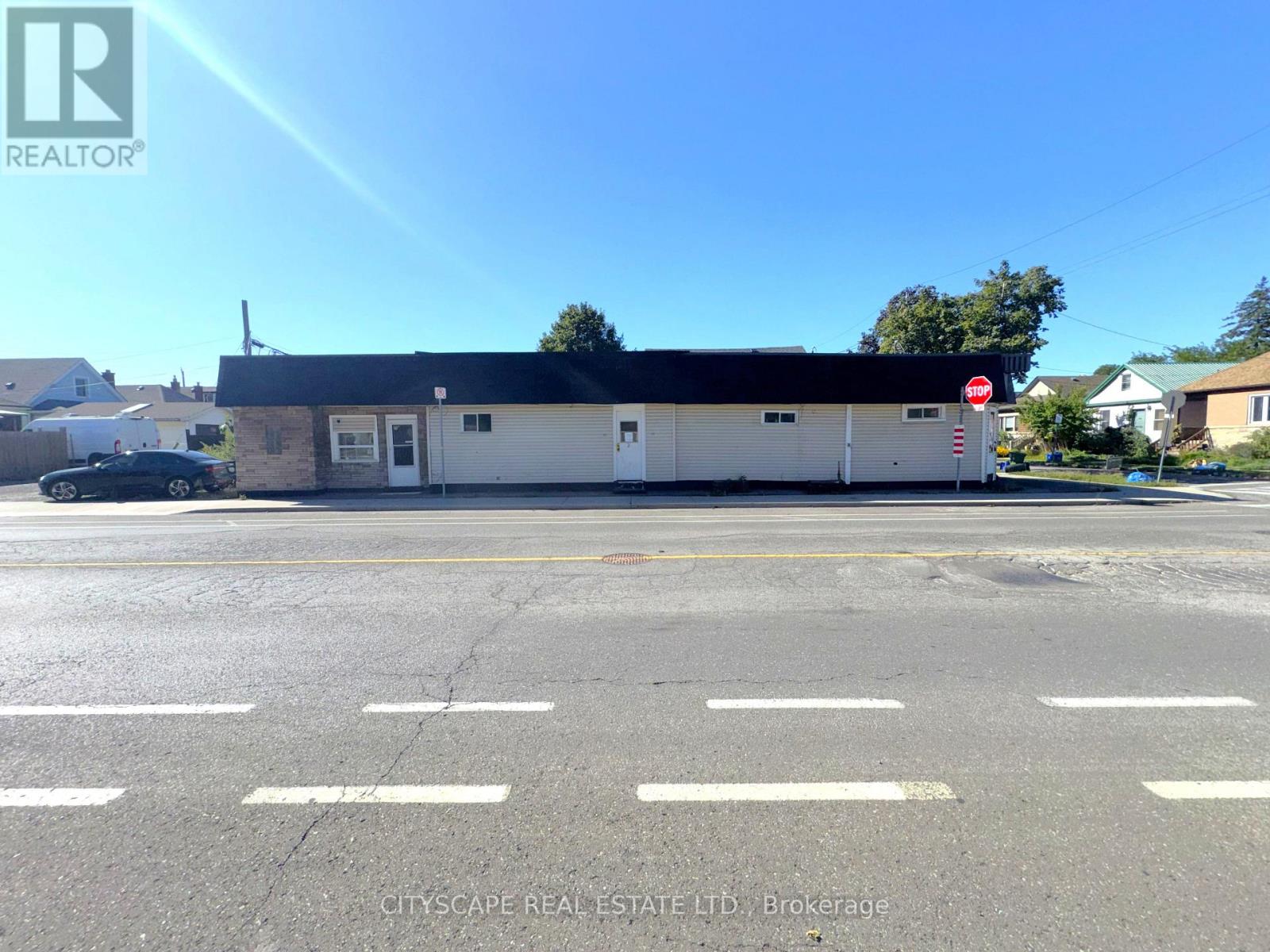 198 Tragina Avenue N, Hamilton (Homeside), Ontario  L8H 5C8 - Photo 7 - X14016024