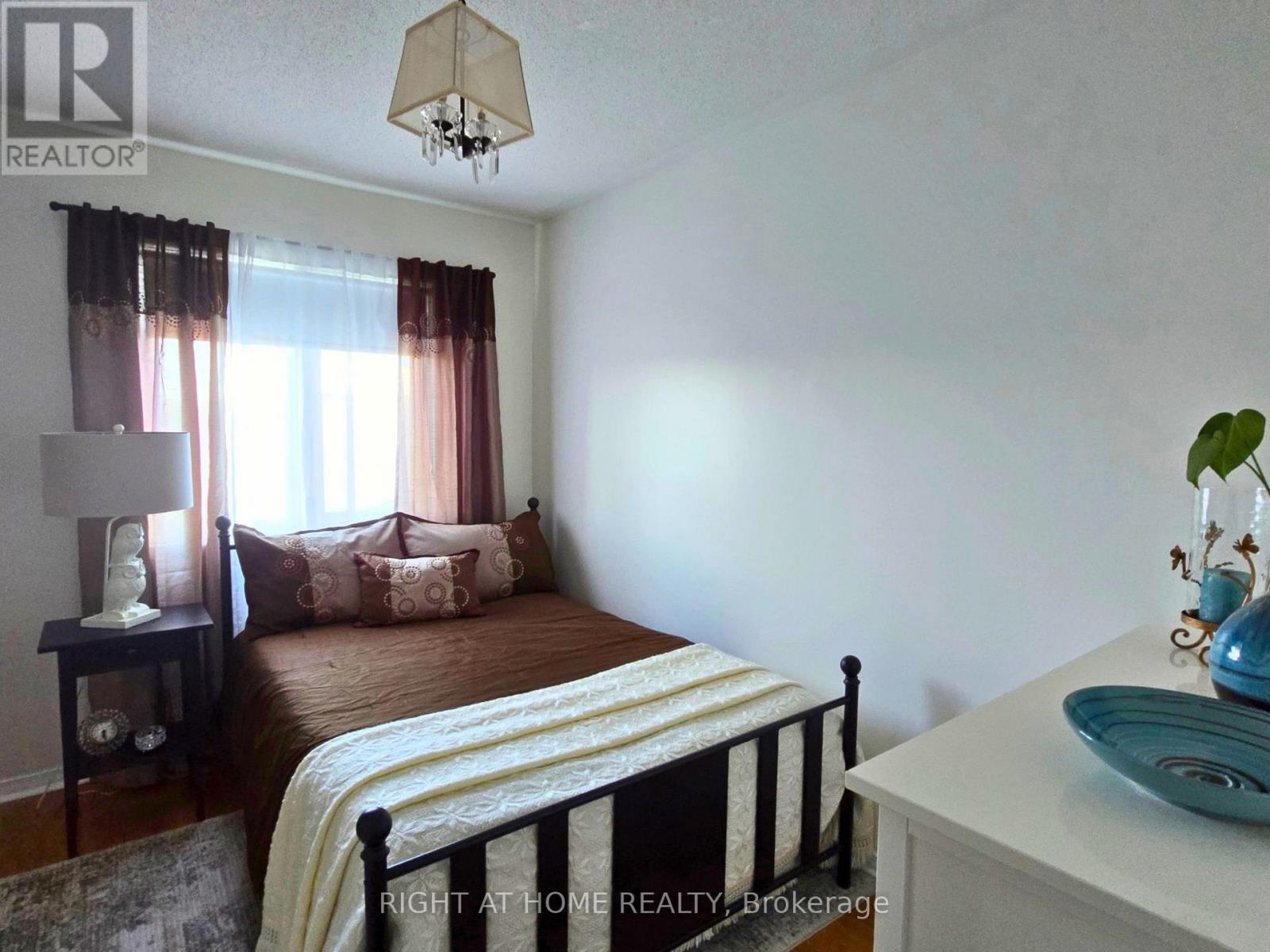 43 Brickworks Lane, Toronto, Ontario  M6N 5H8 - Photo 19 - W13867888