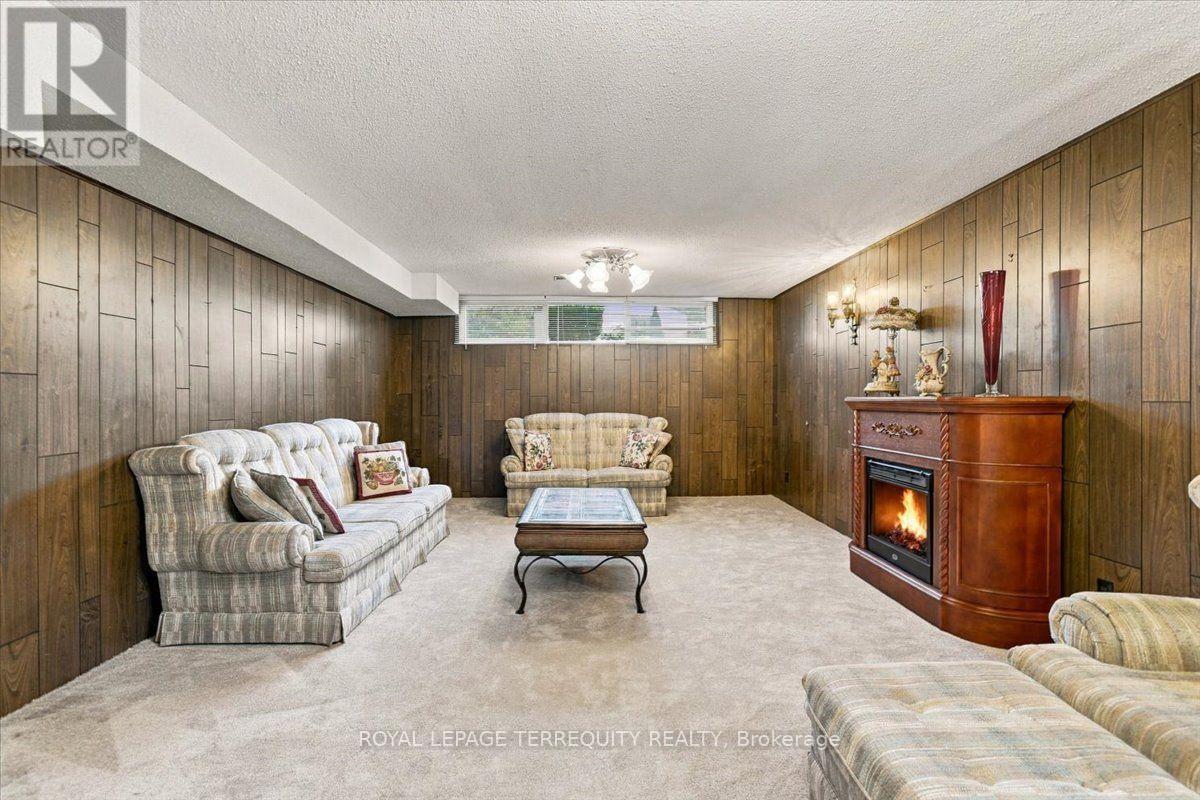 169 Grandravine Drive, Toronto, Ontario  M3J 1B6 - Photo 30 - W13936268
