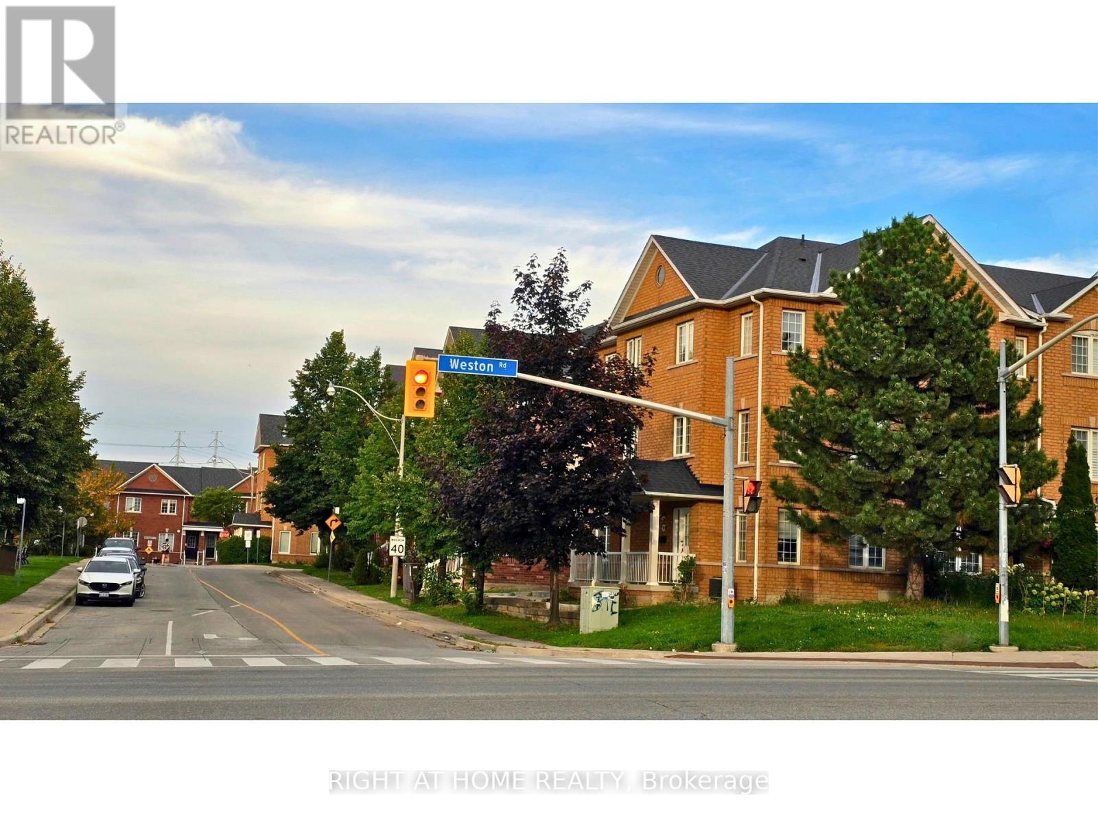 43 Brickworks Lane, Toronto, Ontario  M6N 5H8 - Photo 50 - W13867888