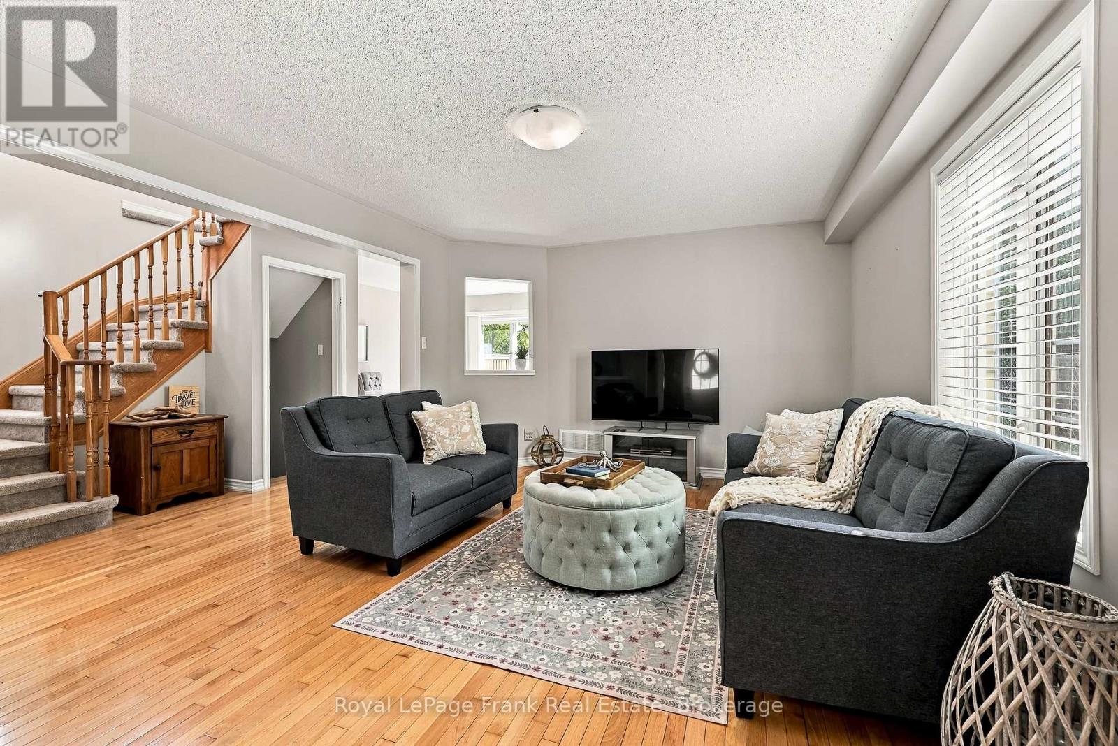 15 Sprucewood Crescent, Clarington, Ontario  L1C 5C6 - Photo 9 - E14007674