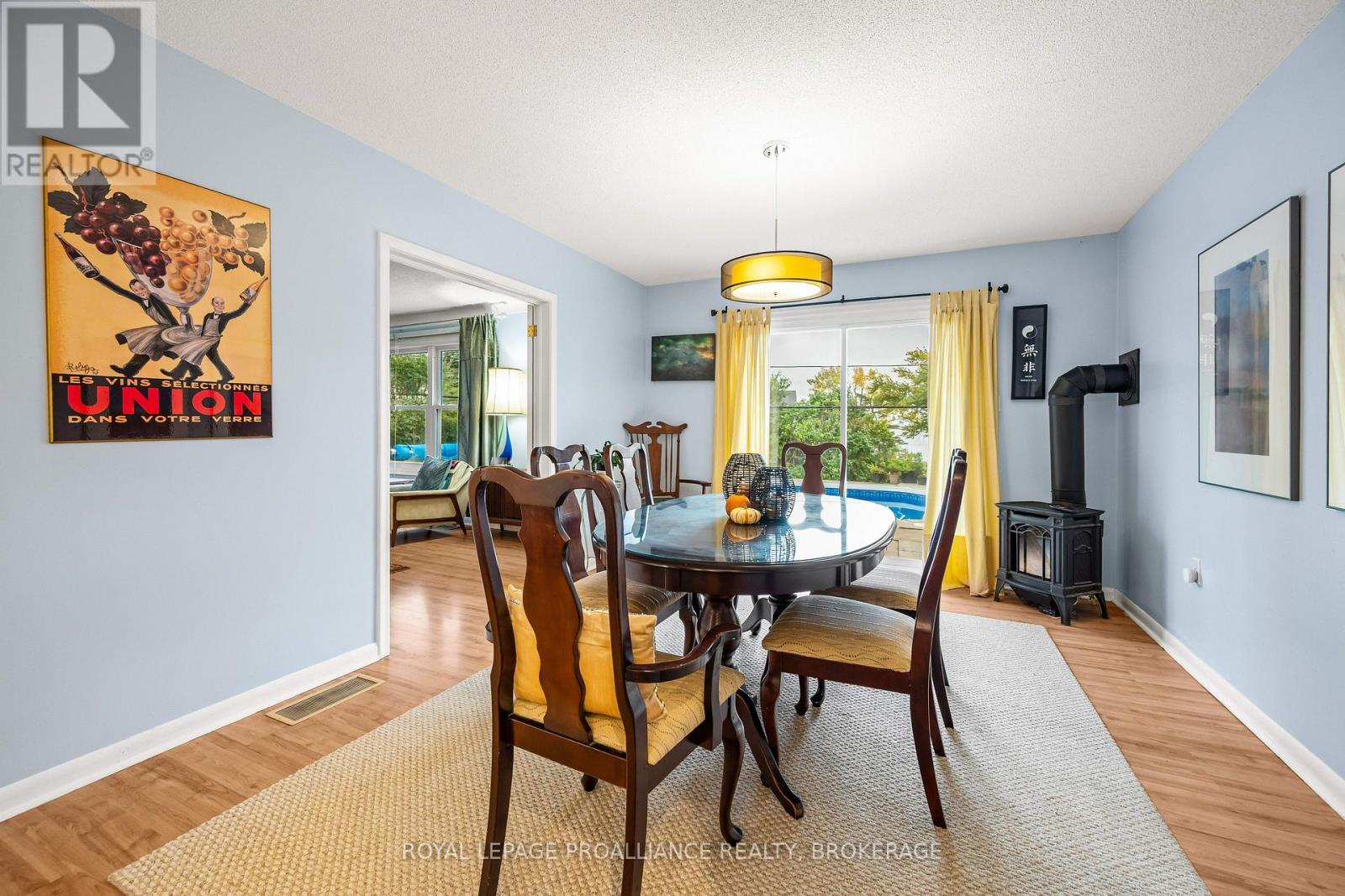 34 Cambridge Crescent, Loyalist, Ontario  K7N 1R3 - Photo 11 - X14016252