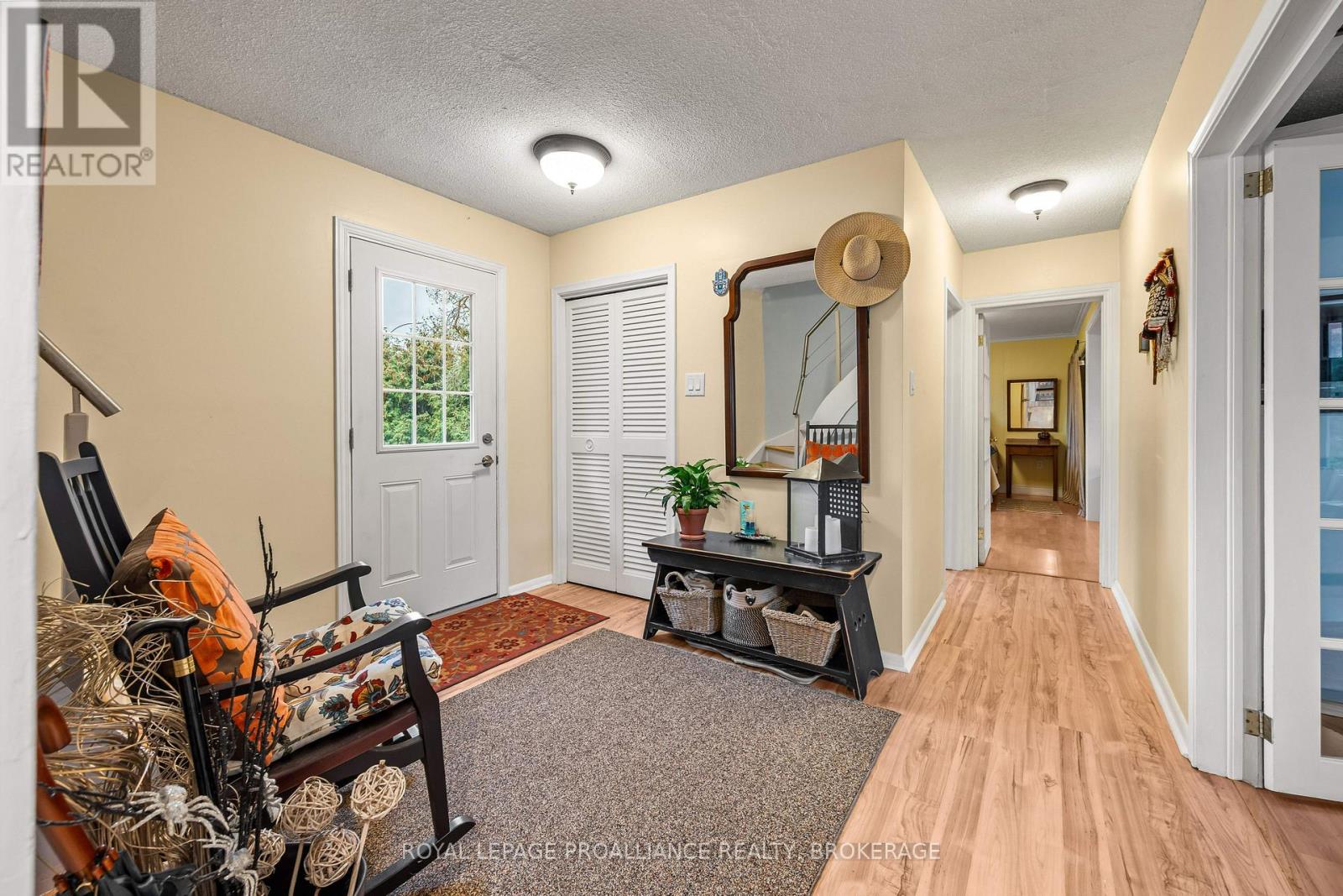 34 Cambridge Crescent, Loyalist, Ontario K7N 1R3 - Photo 6 - X14016252