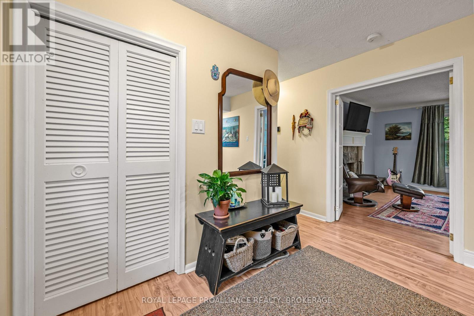 34 Cambridge Crescent, Loyalist, Ontario K7N 1R3 - Photo 5 - X14016252