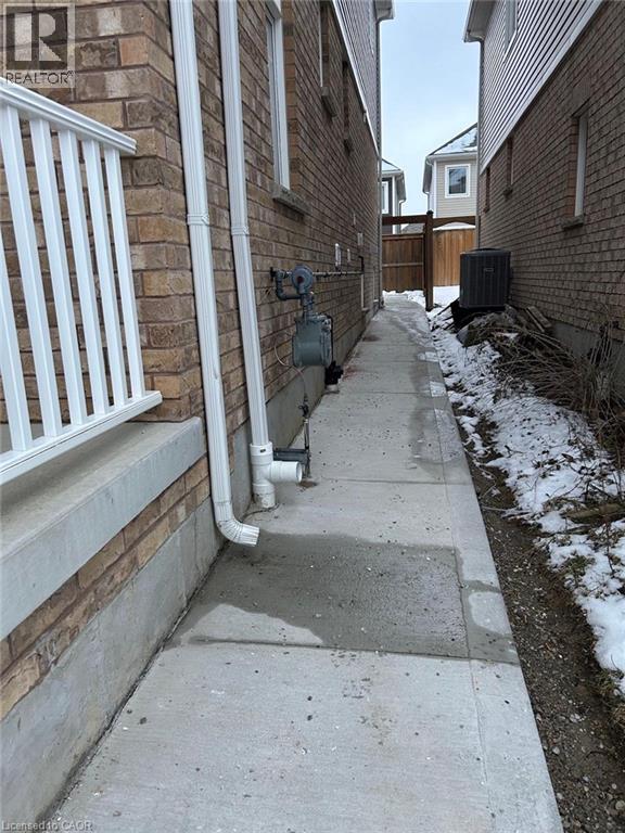 31 Sofitel Drive, Kitchener, Ontario  N2R 0J3 - Photo 12 - 40870809