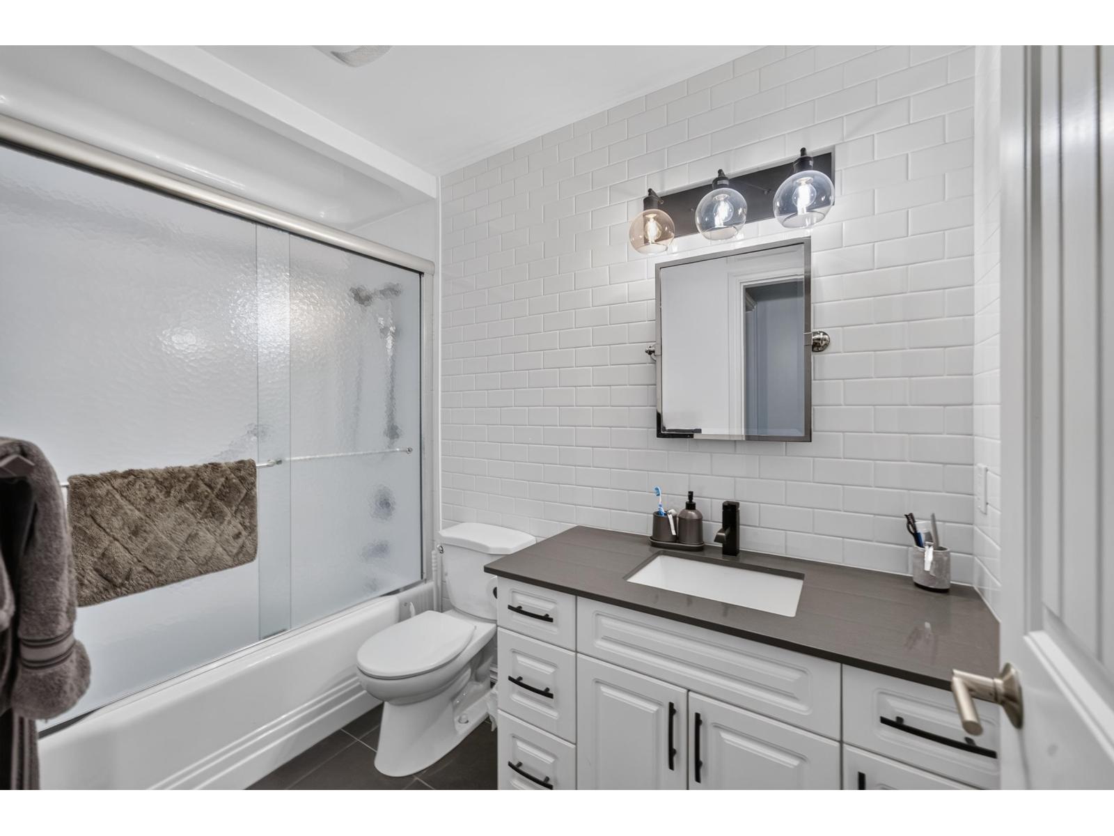 19230 Fairway Drive Drive, Surrey, British Columbia  V3S 5M8 - Photo 21 - R3174543