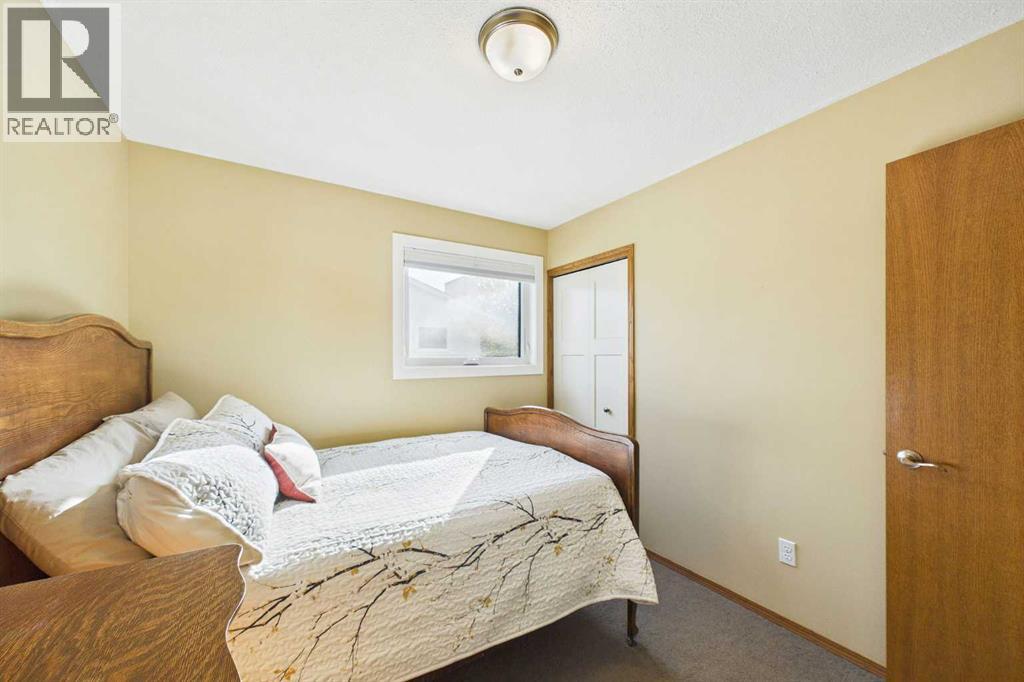 222 Davison Drive, Red Deer, Alberta  T4R 2E6 - Photo 21 - A2349442