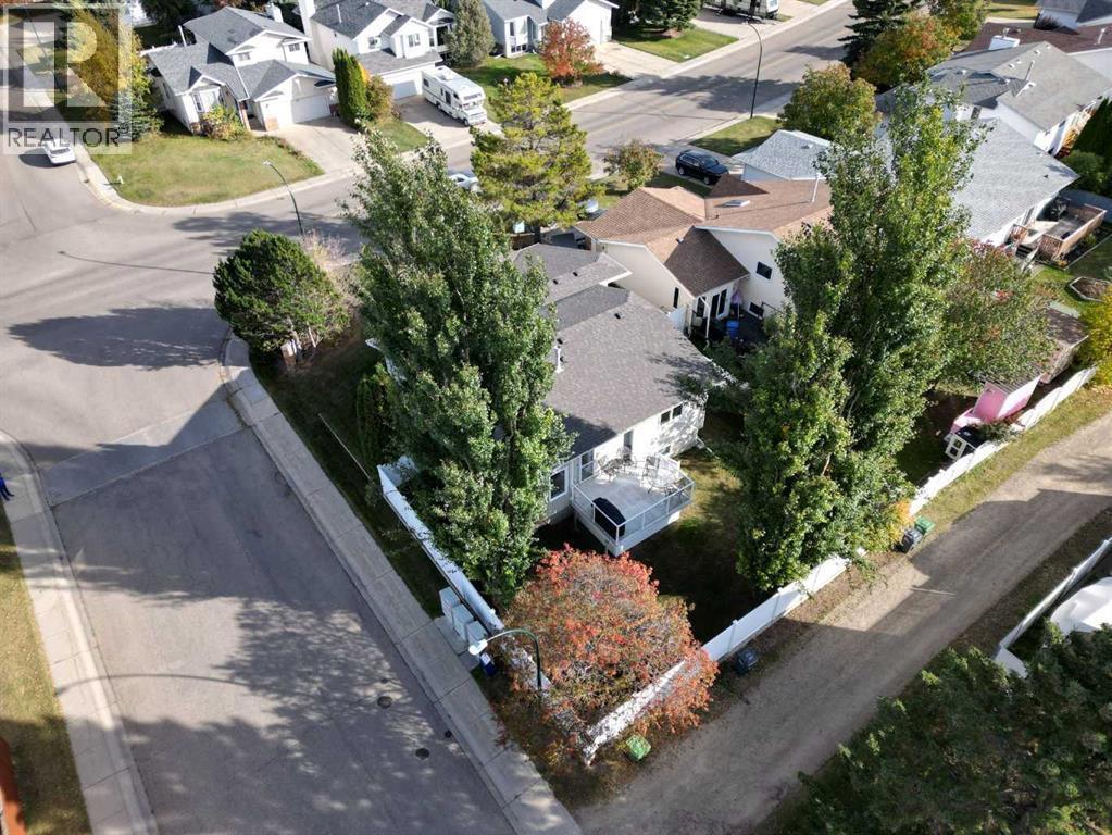 222 Davison Drive, Red Deer, Alberta  T4R 2E6 - Photo 43 - A2349442