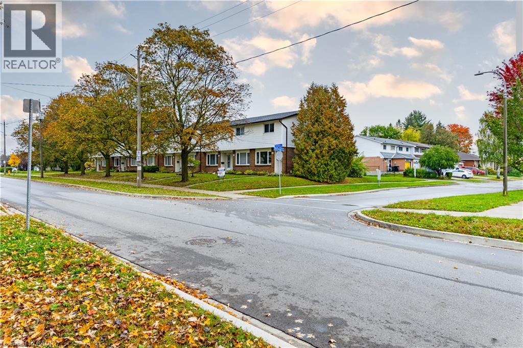 227 FERGUS Avenue, Kitchener, Ontario