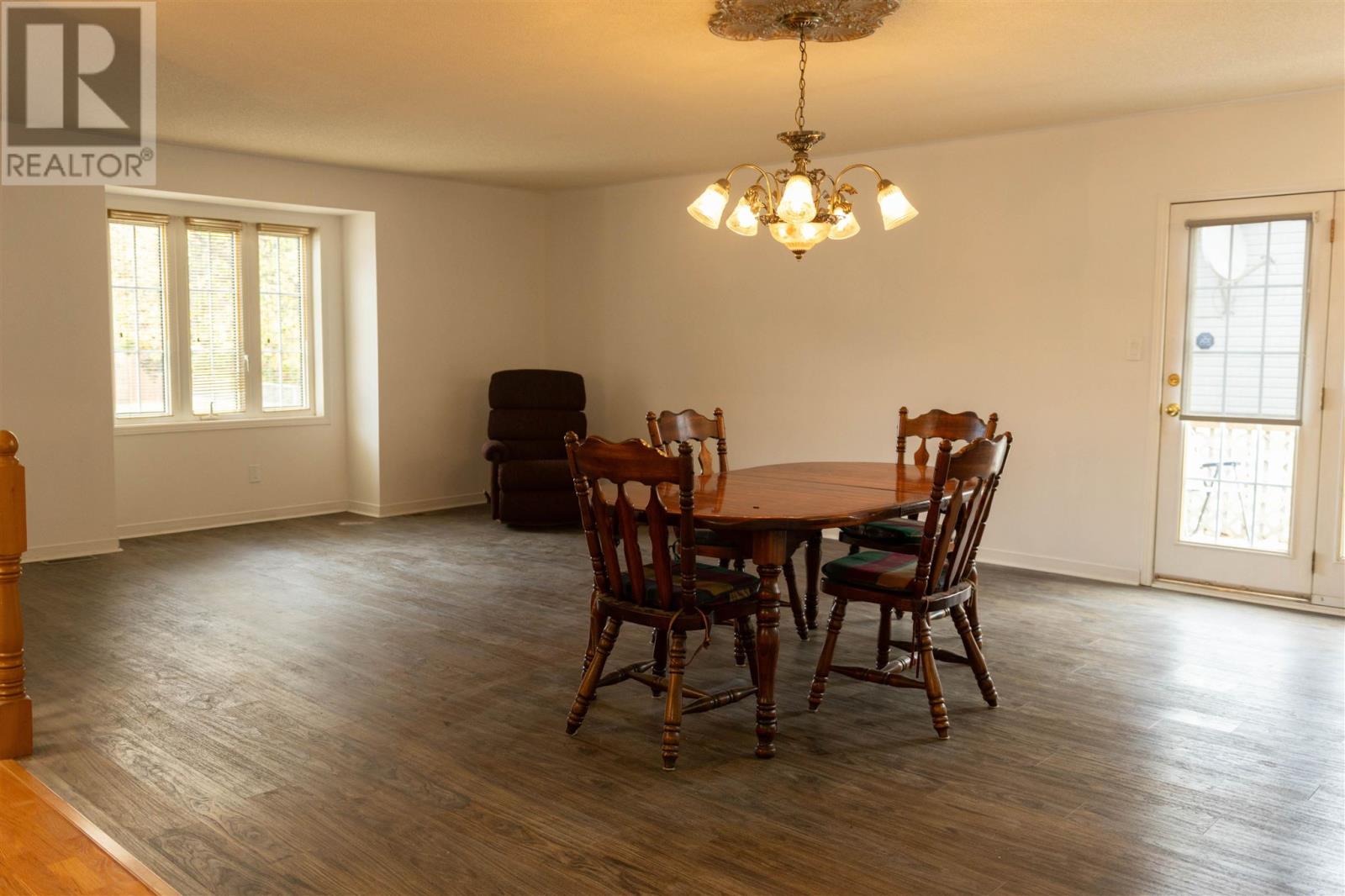 27 Village Ct, Sault Ste. Marie, Ontario P6B 6J8 - Photo 41 - SM262385