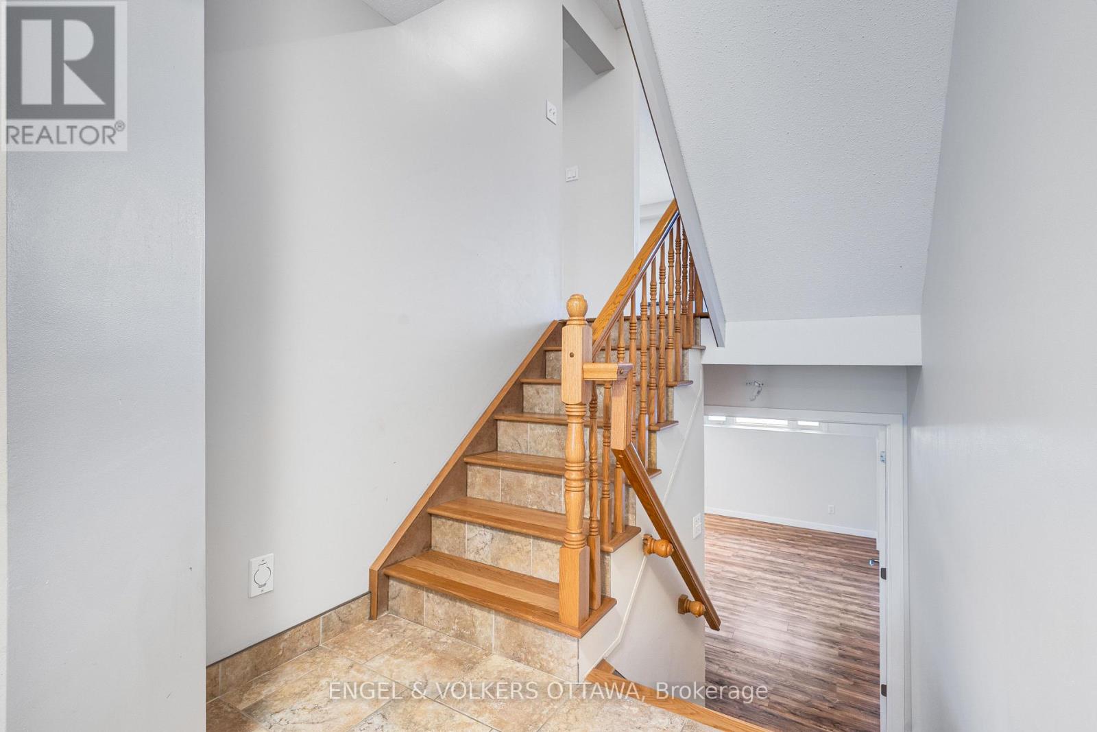 1321 Morley Boulevard, Ottawa, Ontario  K2C 1R1 - Photo 4 - X14016860