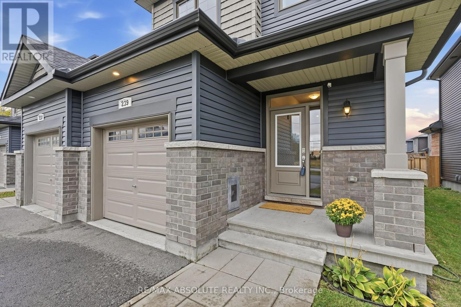 239 Tim Sheehan Place, Ottawa, Ontario  K2V 0N1 - Photo 2 - X14017594