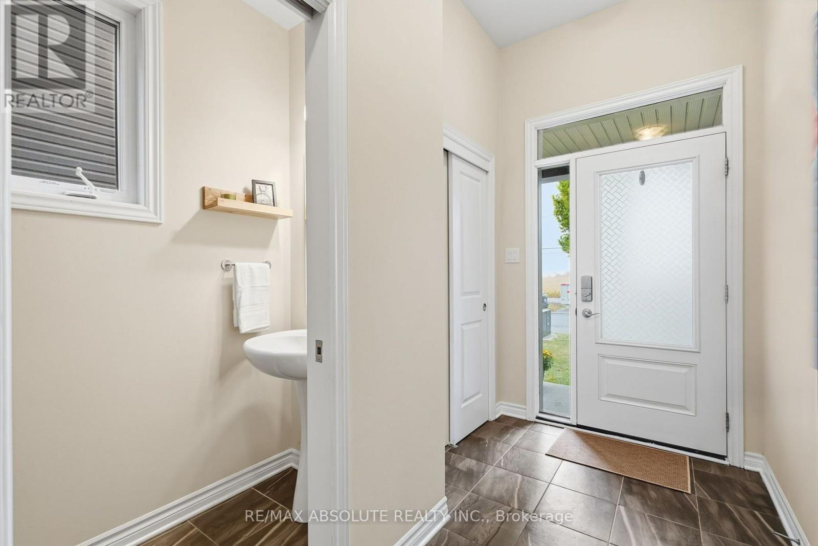 239 Tim Sheehan Place, Ottawa, Ontario  K2V 0N1 - Photo 3 - X14017594