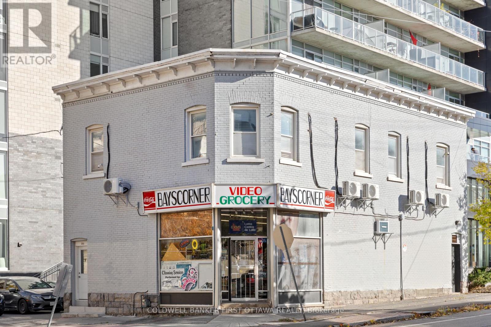 245 Bay Street, Ottawa, Ontario  K1R 5Z4 - Photo 1 - X14020456