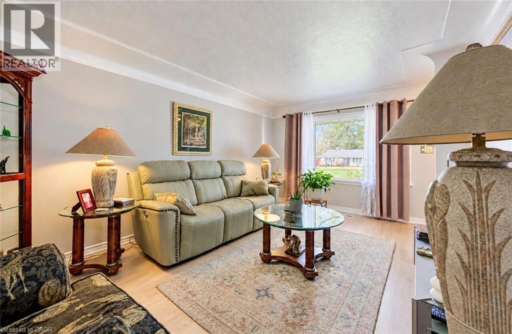 582 Grand Valley Drive, Cambridge, Ontario  N3H 2S1 - Photo 4 - 40870491