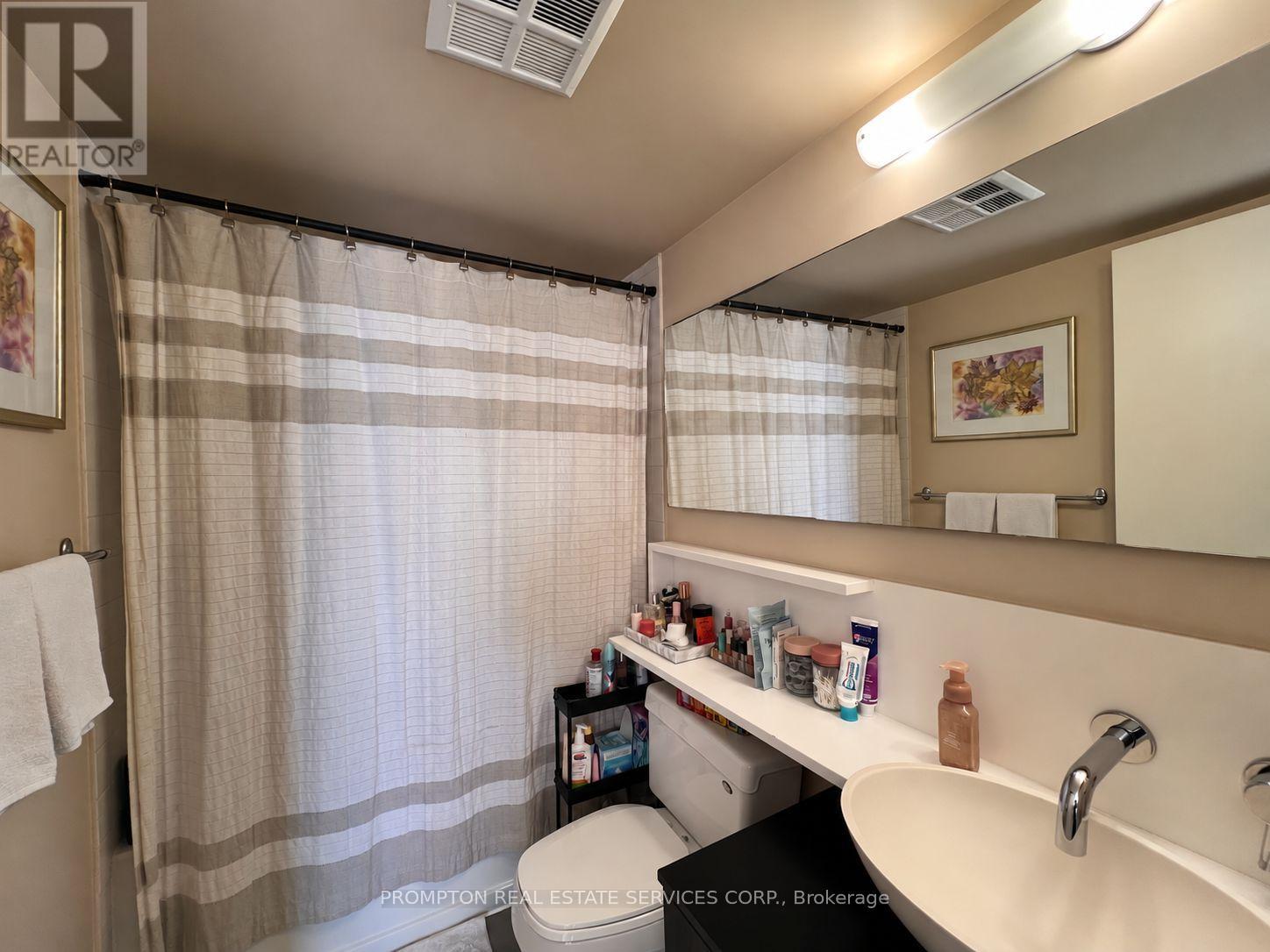 2812 - 15 Fort York Boulevard, Toronto, Ontario  M5V 3Y4 - Photo 16 - C14016880