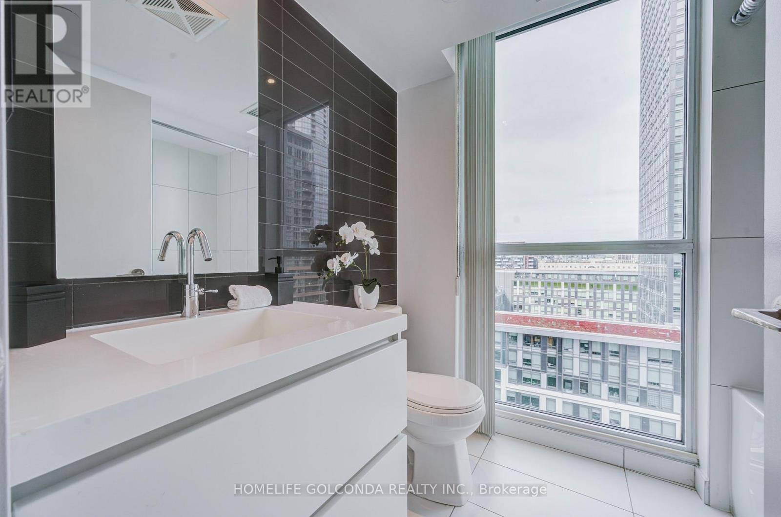 1512 - 85 Queens Wharf Road, Toronto, Ontario  M5V 0J9 - Photo 23 - C14017866