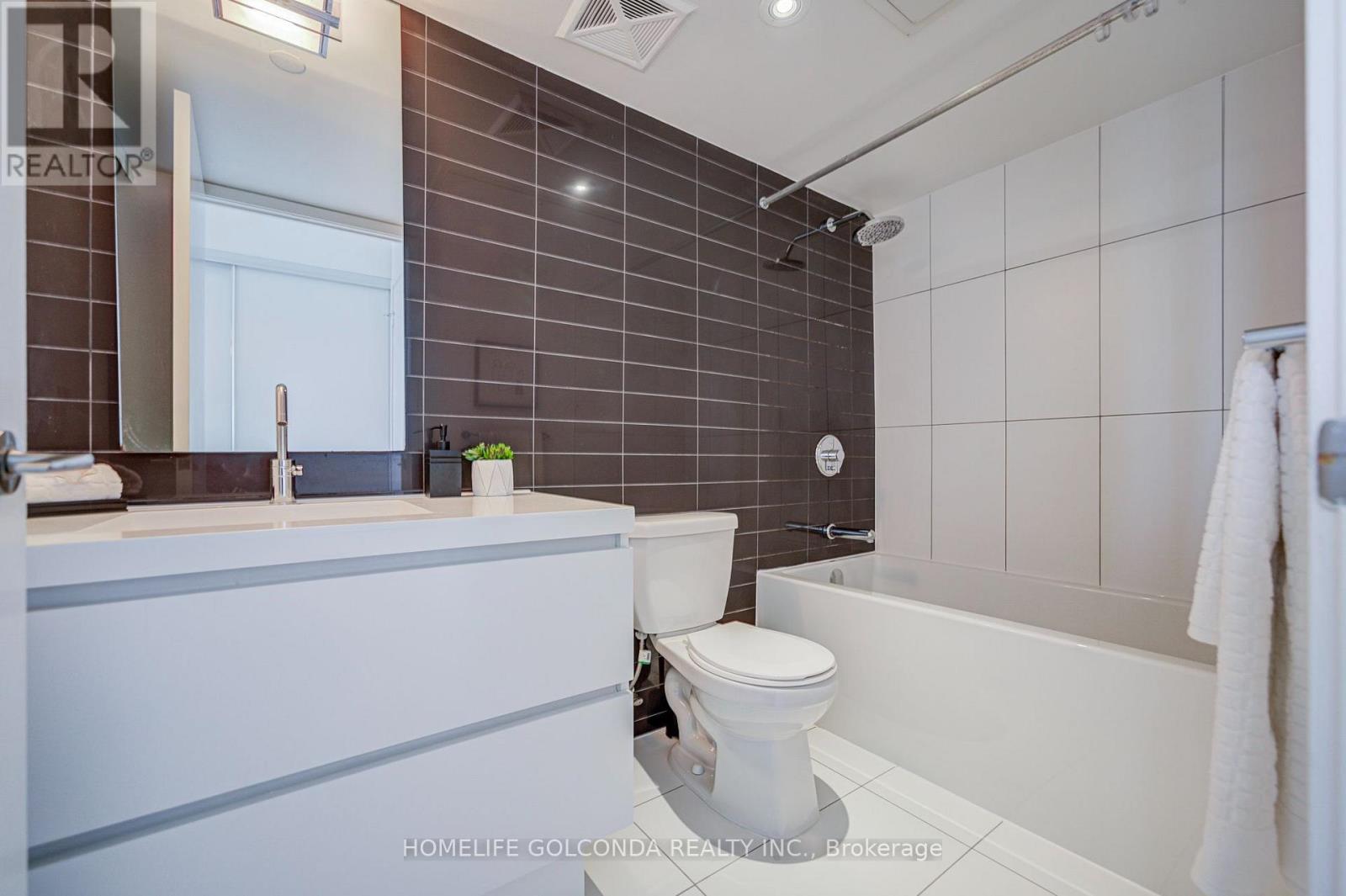 1512 - 85 Queens Wharf Road, Toronto, Ontario  M5V 0J9 - Photo 31 - C14017866