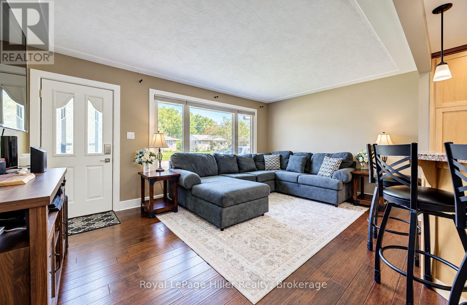 164 Strachan Street, Stratford, Ontario  N5A 2B3 - Photo 4 - X14019746
