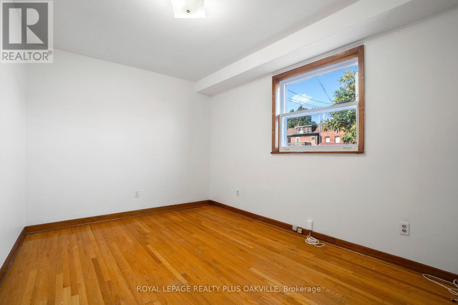 72a Lindsey Avenue, Toronto, Ontario  M6H 1E3 - Photo 13 - C14019192