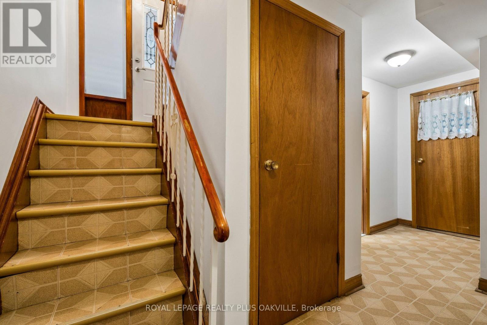 72a Lindsey Avenue, Toronto, Ontario  M6H 1E3 - Photo 31 - C14019192