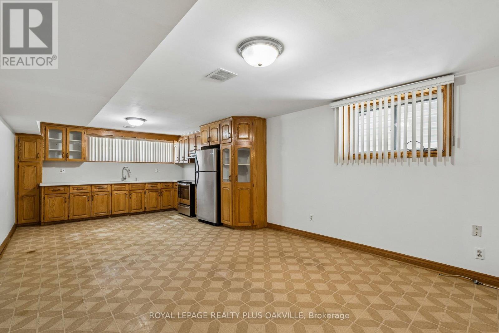 72a Lindsey Avenue, Toronto, Ontario  M6H 1E3 - Photo 32 - C14019192