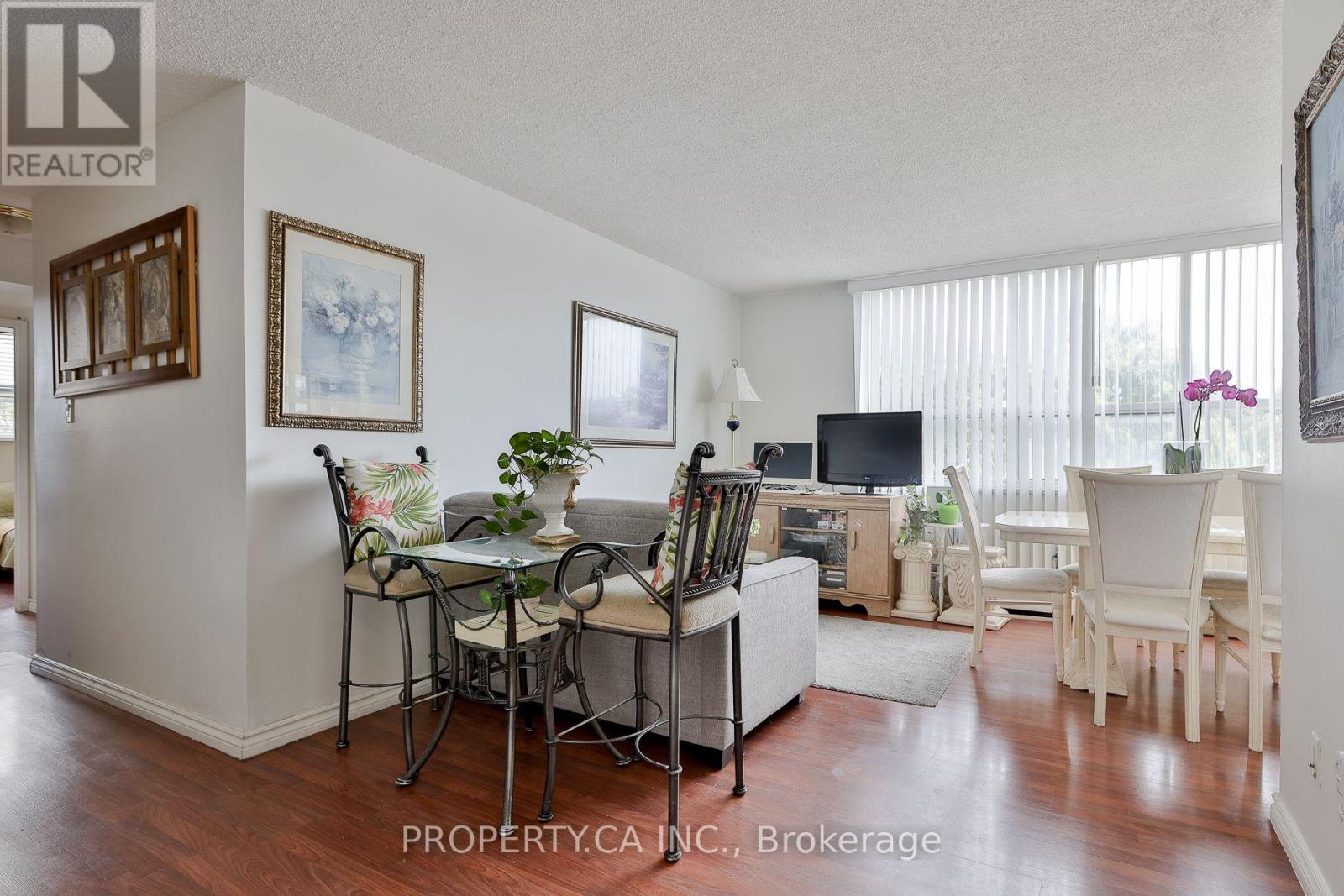 517 - 5 Parkway Forest Drive, Toronto, Ontario  M2J 1L2 - Photo 3 - C14019472