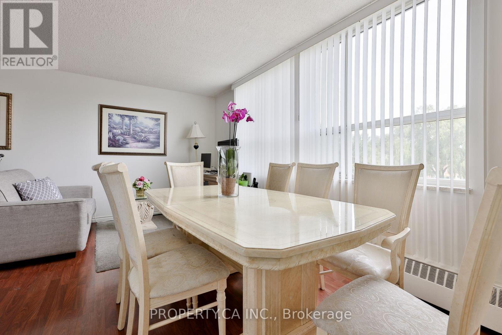 517 - 5 Parkway Forest Drive, Toronto, Ontario  M2J 1L2 - Photo 7 - C14019472