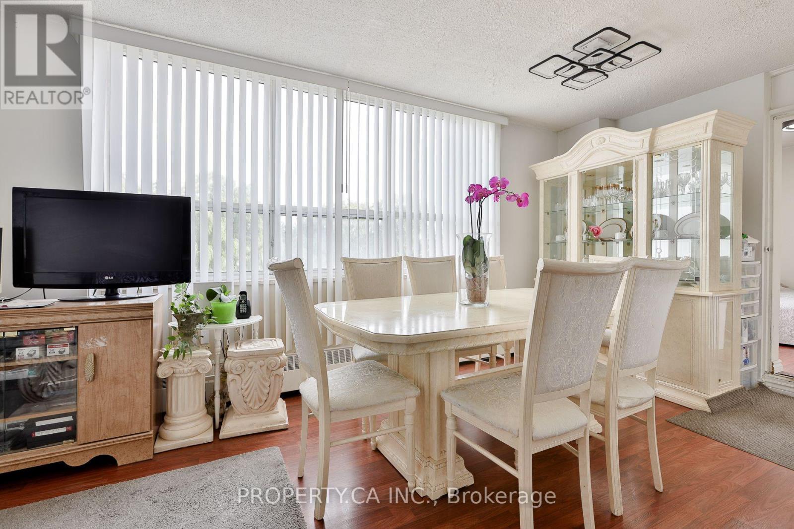 517 - 5 Parkway Forest Drive, Toronto, Ontario  M2J 1L2 - Photo 8 - C14019472