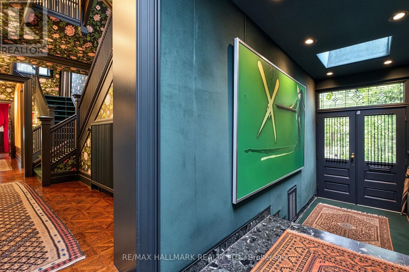 11 Pine Hill Road, Toronto, Ontario  M4W 1P5 - Photo 13 - C14020082