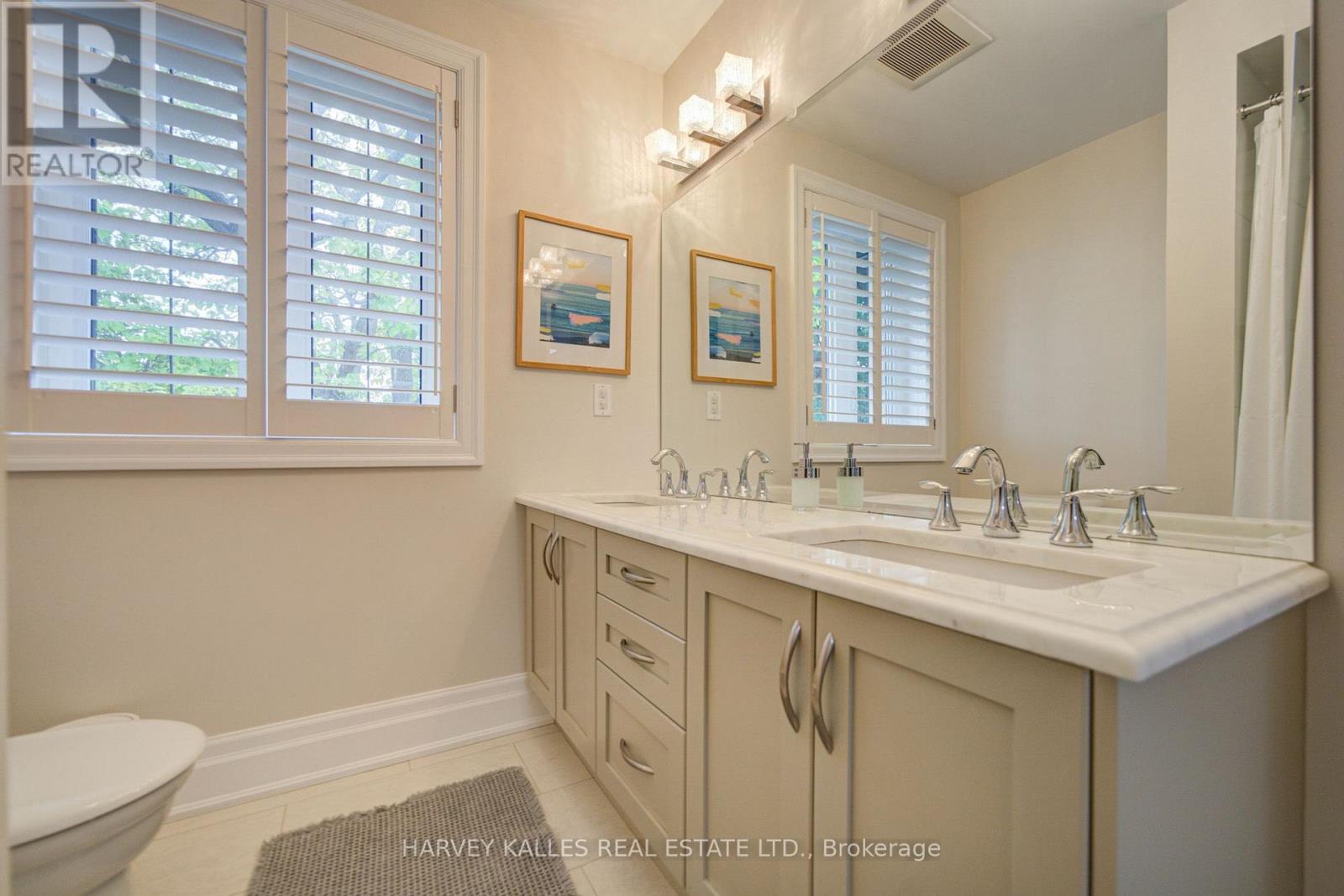 328 Douglas Avenue, Toronto, Ontario  M5M 1H1 - Photo 33 - C14020896