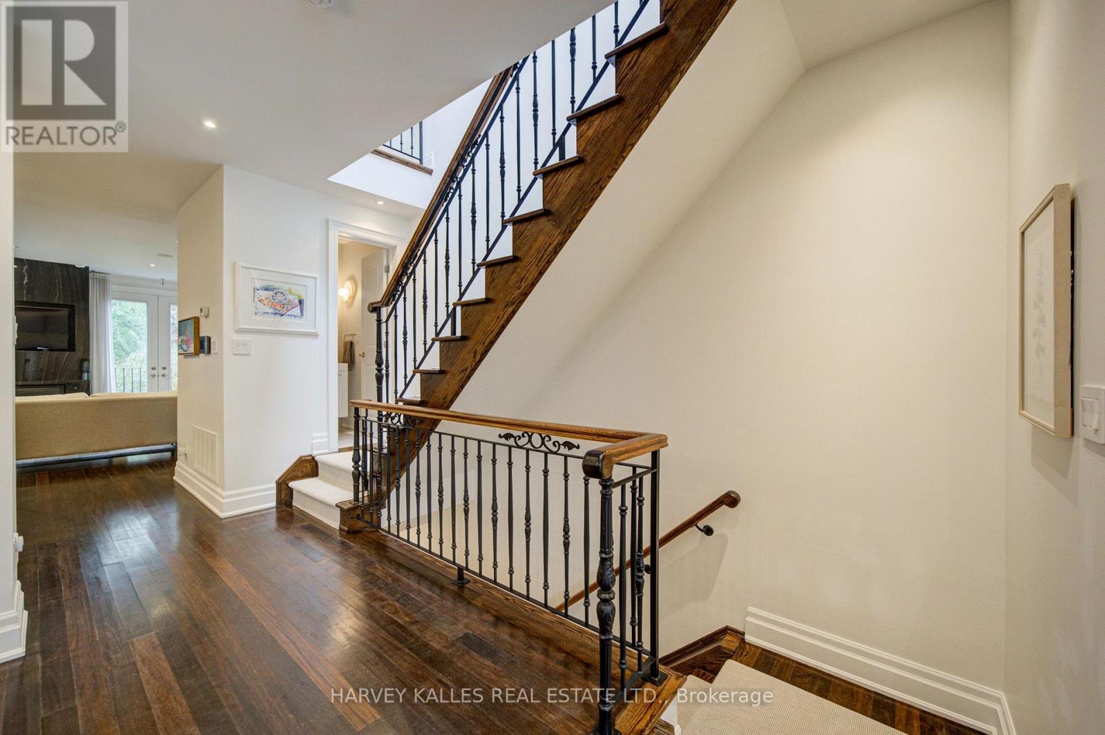 328 Douglas Avenue, Toronto, Ontario  M5M 1H1 - Photo 34 - C14020896