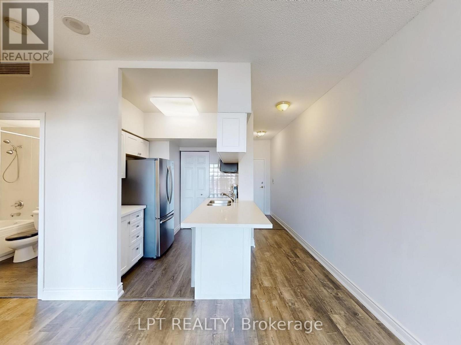503 - 8 Hillcrest Avenue, Toronto, Ontario  M2N 3N5 - Photo 3 - C13854102