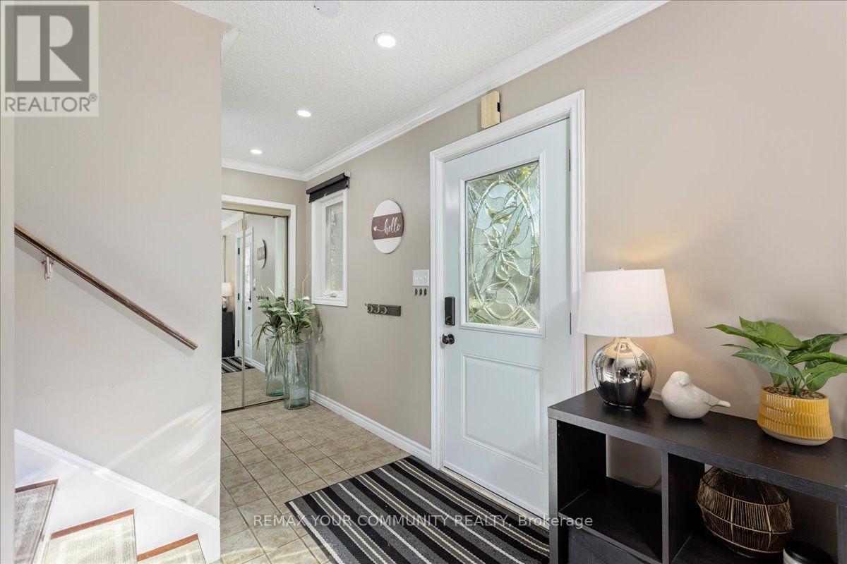 176 Garden Avenue, Georgina, Ontario  L4P 2L1 - Photo 6 - N14015862