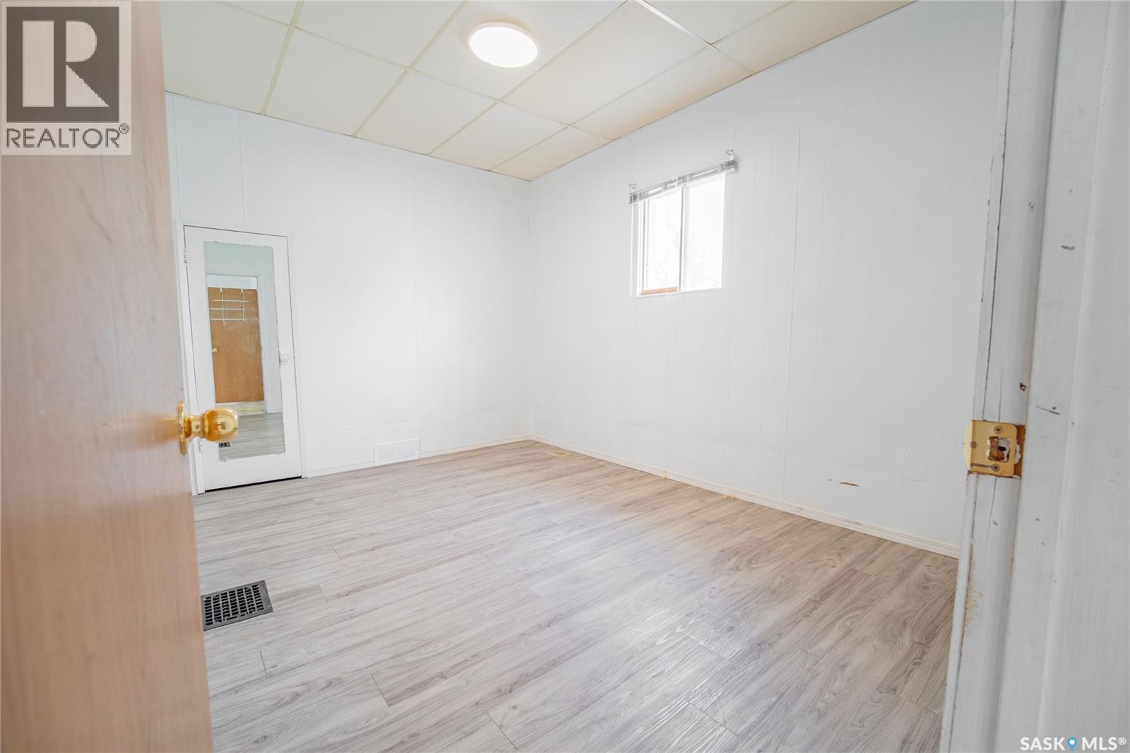 332 7th Street, Humboldt, Saskatchewan  S0K 2A0 - Photo 14 - SK048660