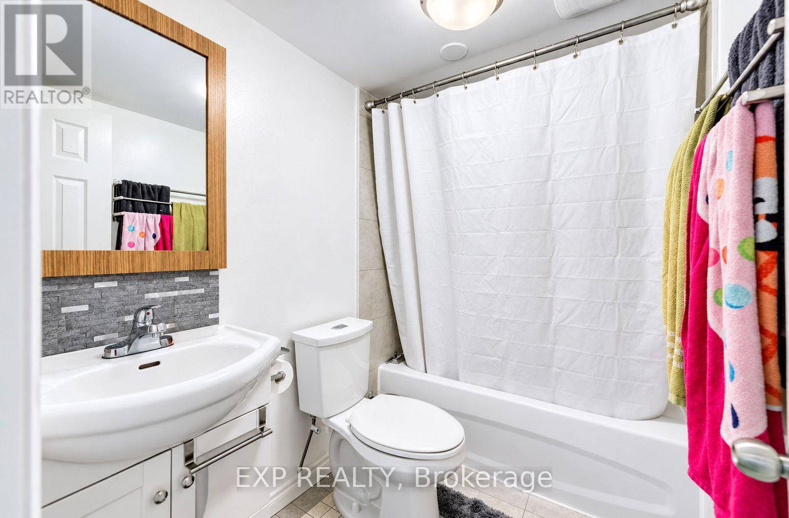 79 Riehm Street, Kitchener, Ontario  N2E 4L2 - Photo 33 - X14012896