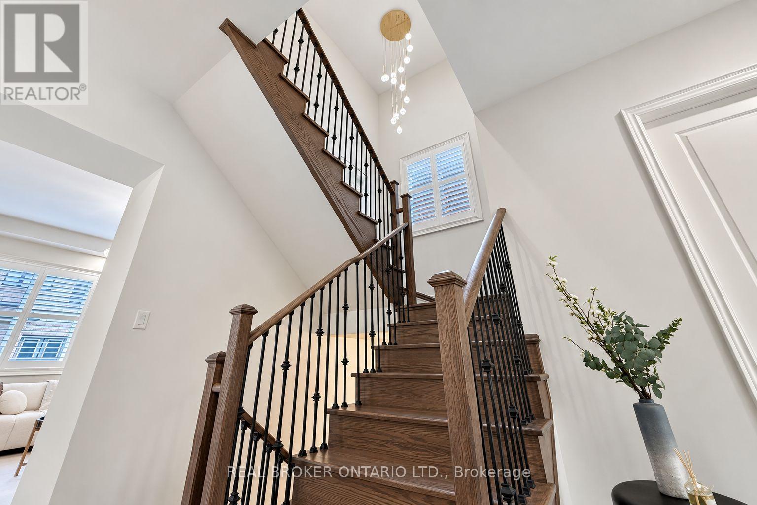 153 Prairie Rose Drive, Richmond Hill, Ontario  L4S 0M9 - Photo 6 - N14017666