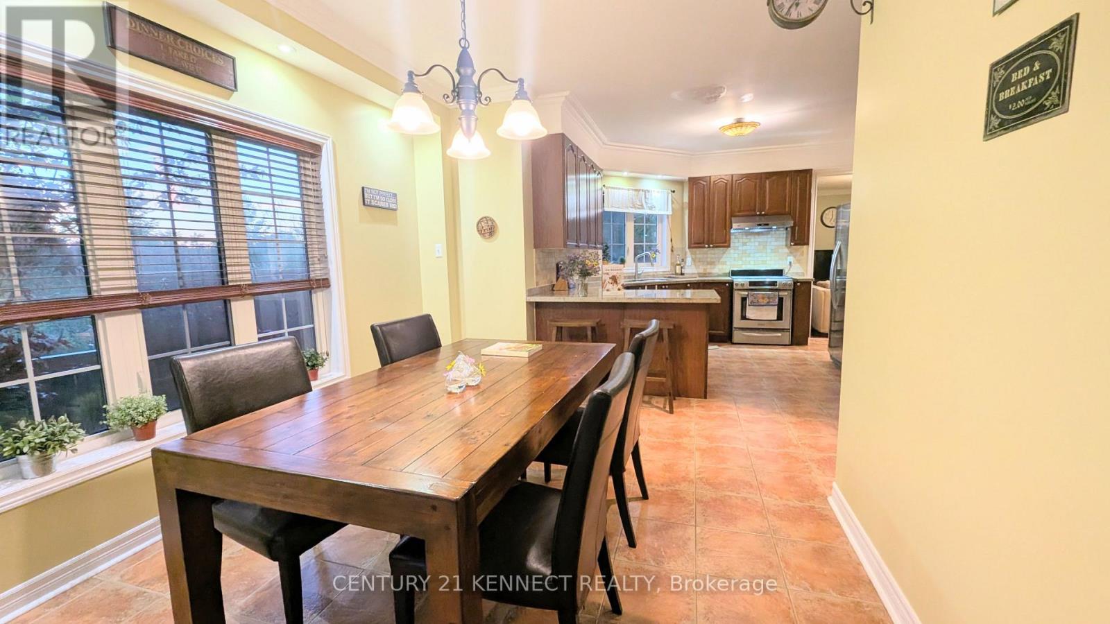 365 Old Colony Road, Richmond Hill, Ontario  L4E 5B2 - Photo 8 - N14020386