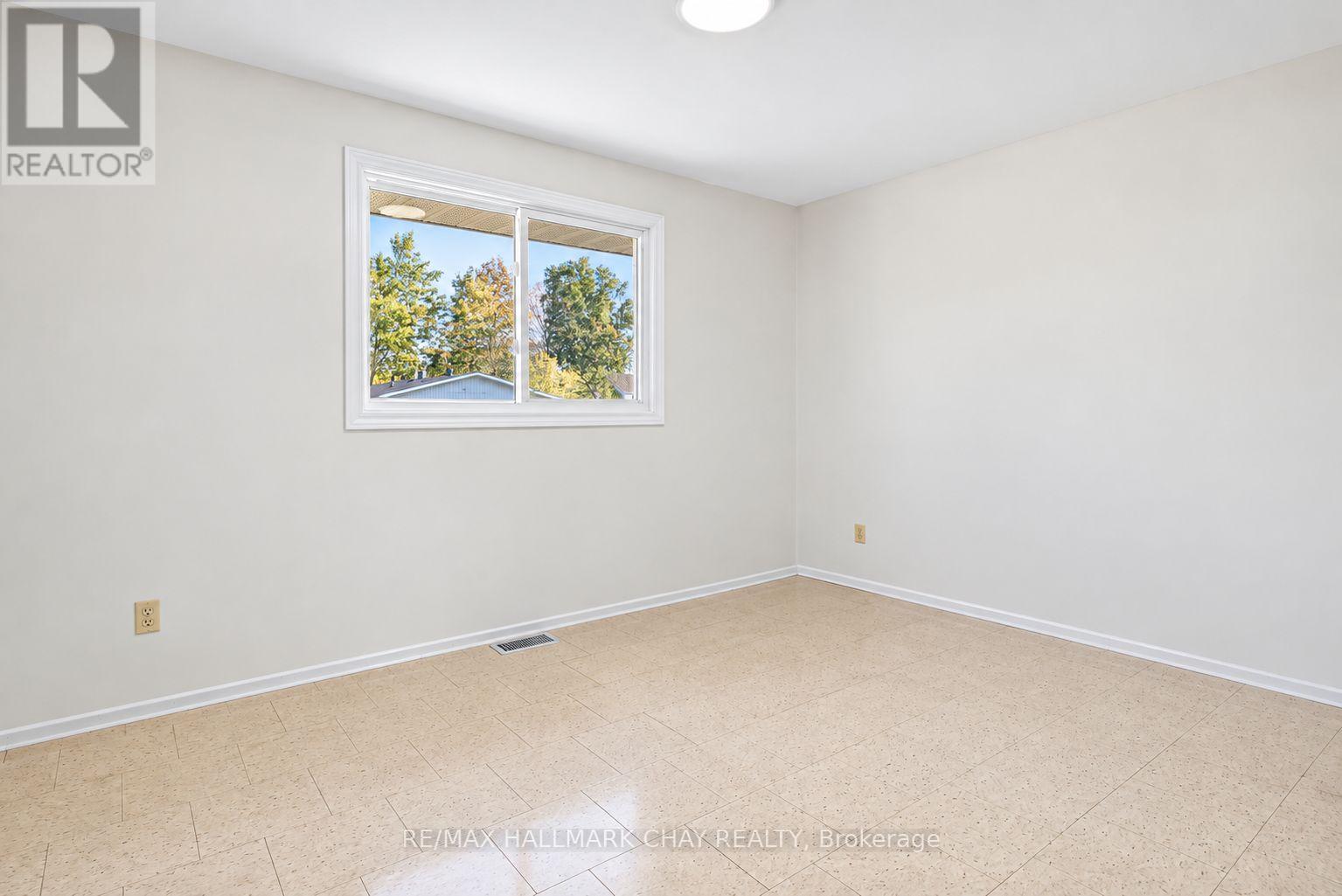 14 Heath Street, Barrie, Ontario  L4M 3J9 - Photo 20 - S14017342