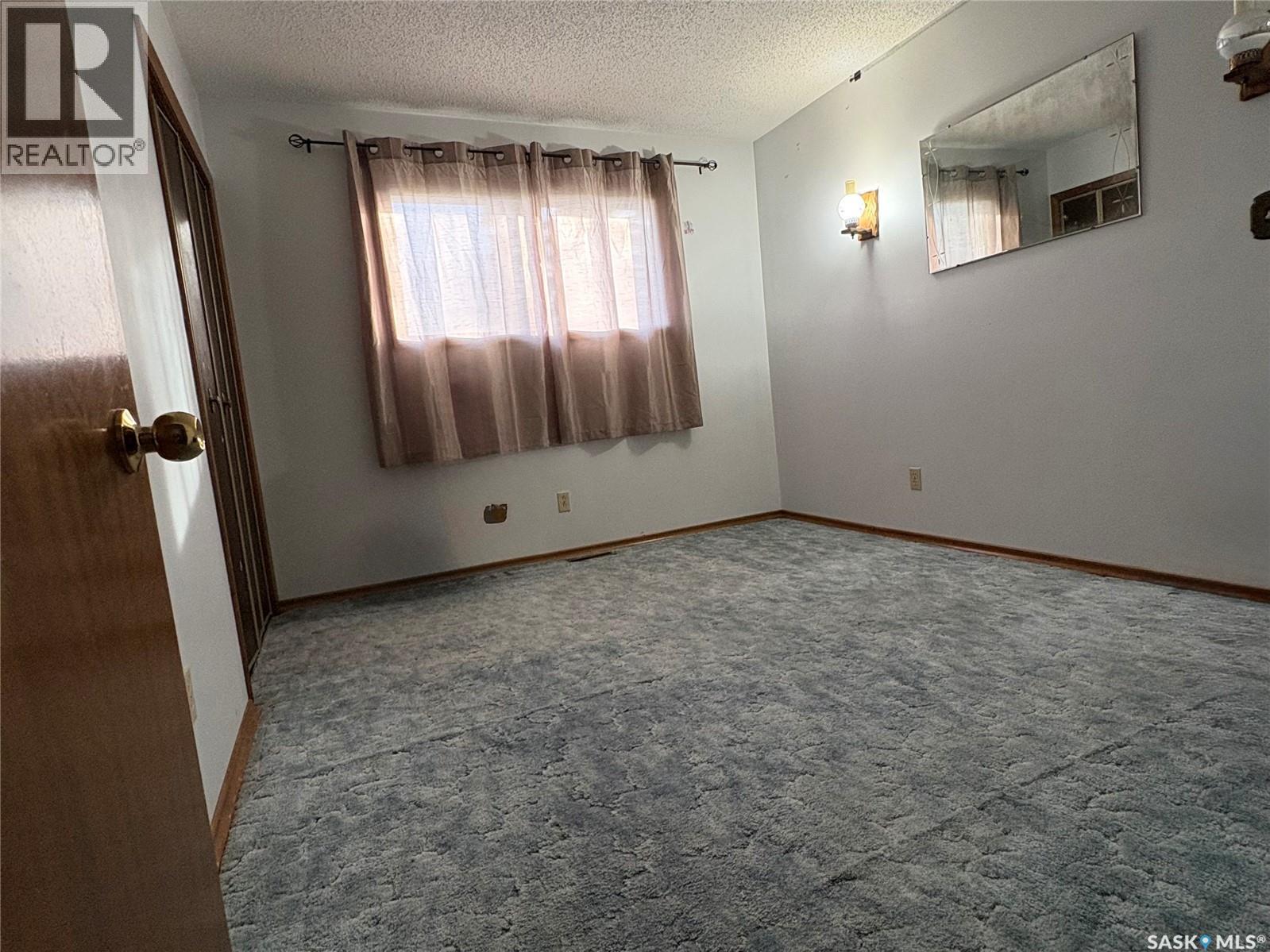 629 Main Street, Kipling, Saskatchewan  S0G 2S0 - Photo 9 - SK050954