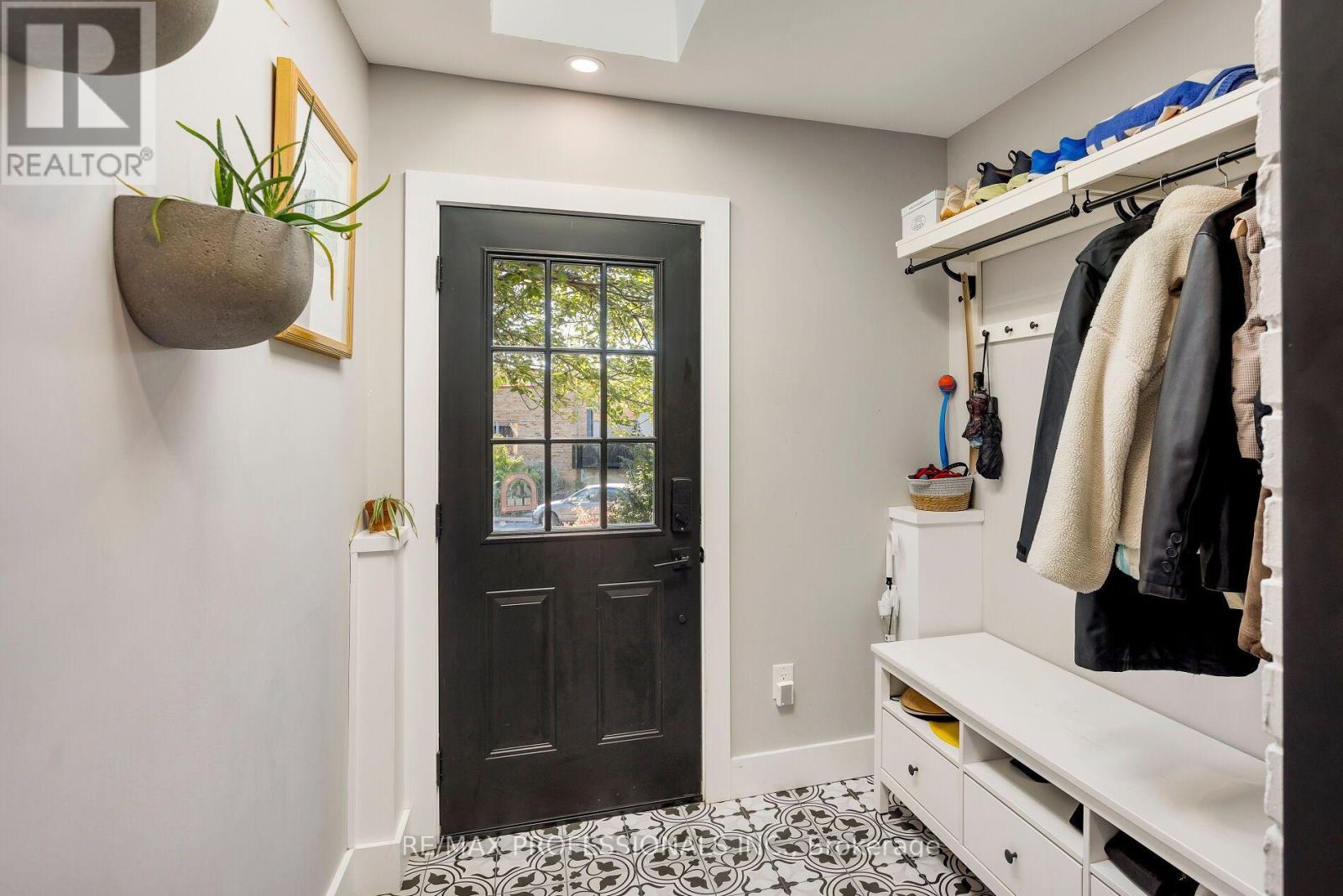 44 Mccormack Street, Toronto, Ontario  M6N 1X6 - Photo 6 - W14017950