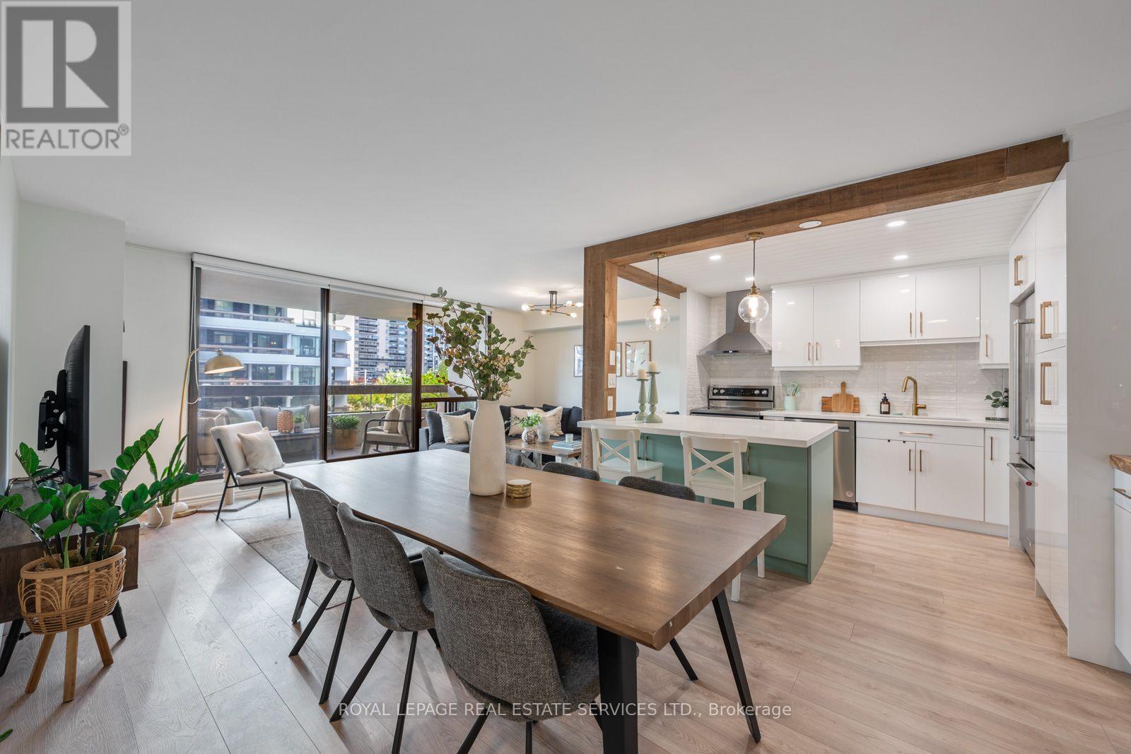 309 - 80 QUEBEC AVENUE, Toronto, Ontario