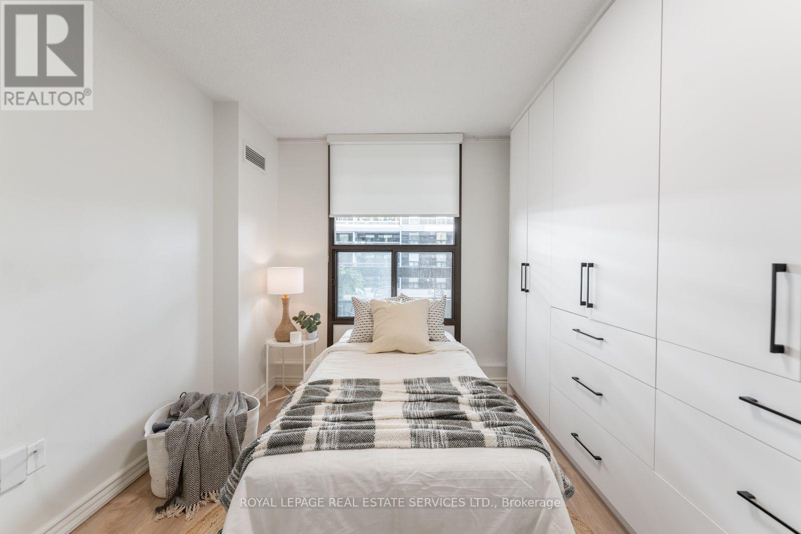 309 - 80 Quebec Avenue, Toronto, Ontario  M6P 4B7 - Photo 27 - W14018642